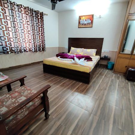 Hotel Alankar Manāli Dış mekan fotoğraf