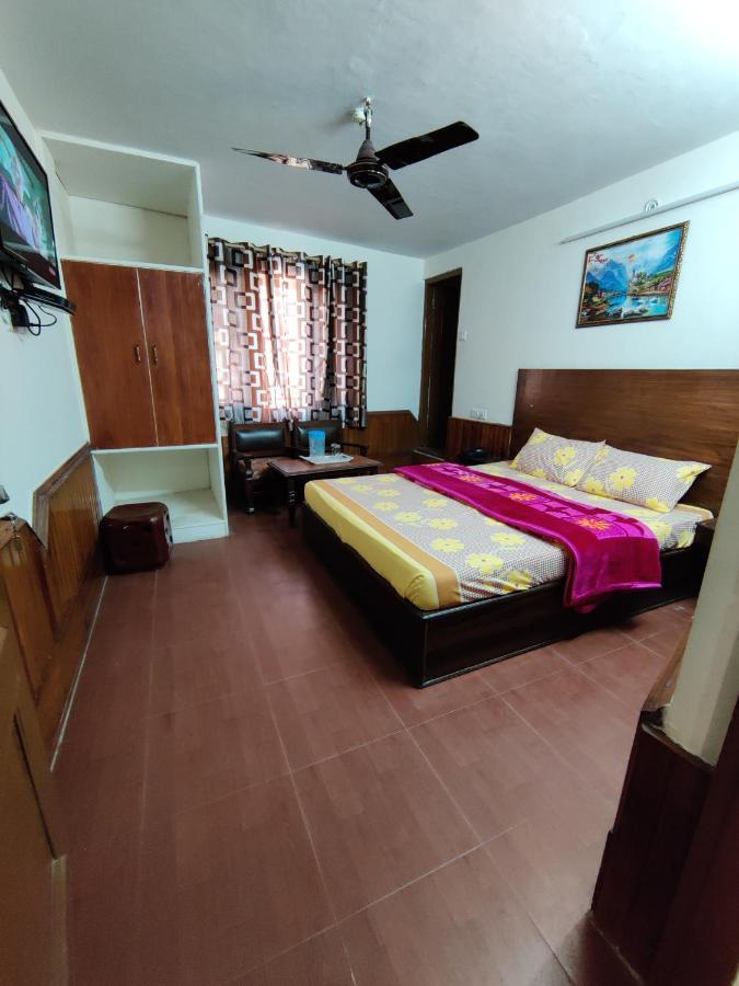 Hotel Alankar Manāli Dış mekan fotoğraf