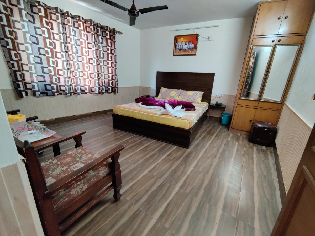 Hotel Alankar Manāli Dış mekan fotoğraf